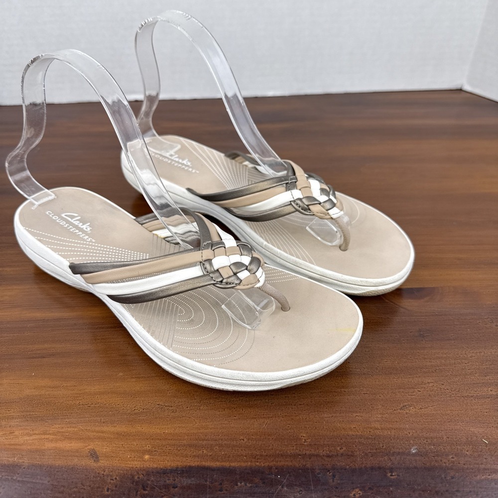 Clarks Women's Beige and Brown Braided Thong Sandals